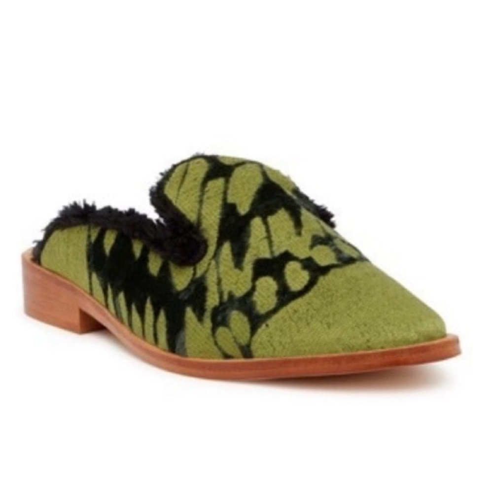 Free People Butterfly Effect Faux Fur Mule Size 37 Green Slip On Flat Loafer New
